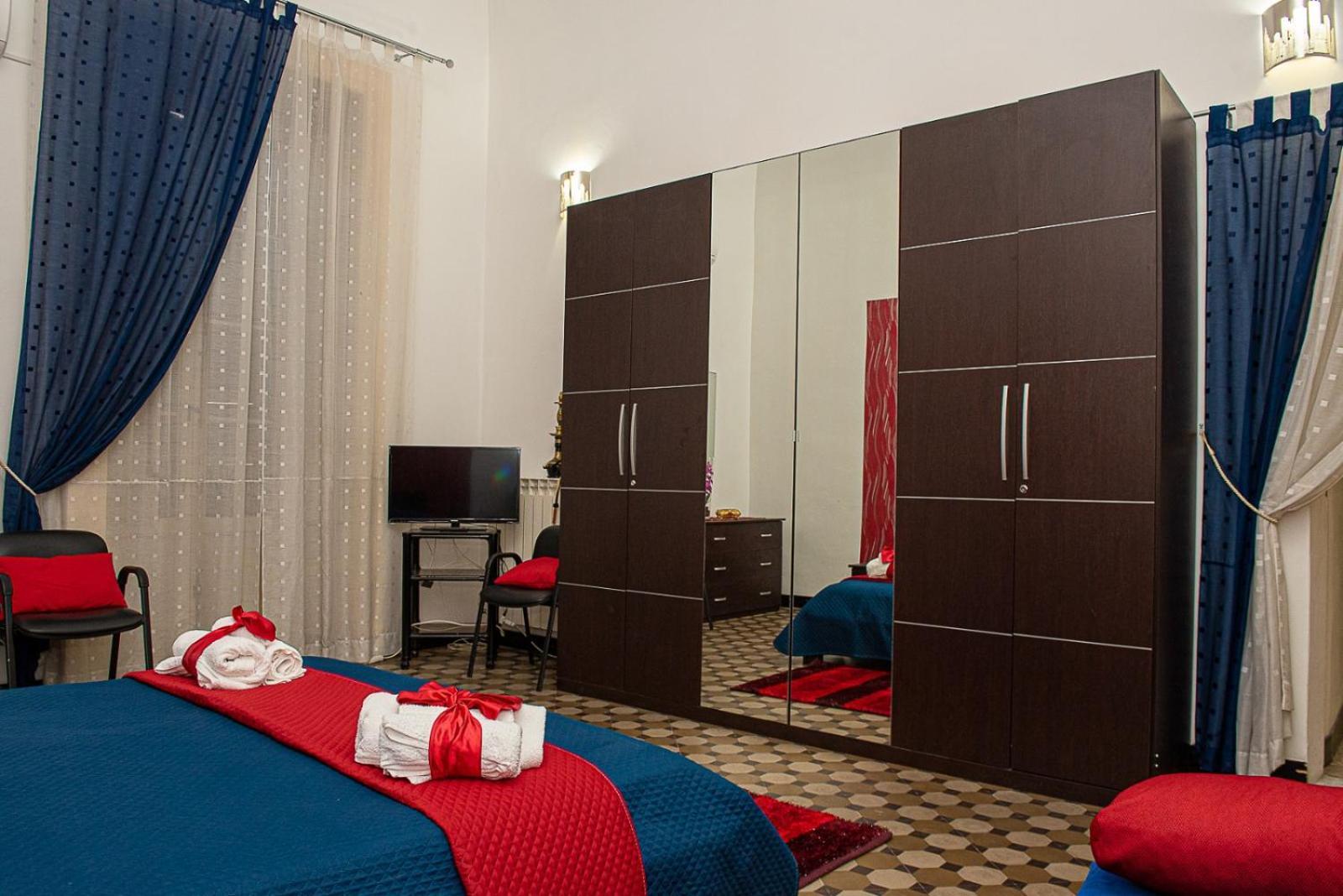 Pitagora House Hotel Taranto Phòng bức ảnh