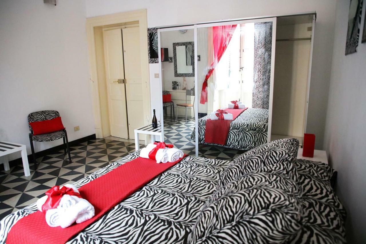 Pitagora House Hotel Taranto Ngoại thất bức ảnh